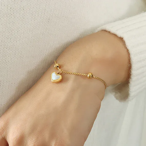 Petite Heart Charm Bracelet | Stainless Steel | 18K Gold Plated | Anti Tarnish